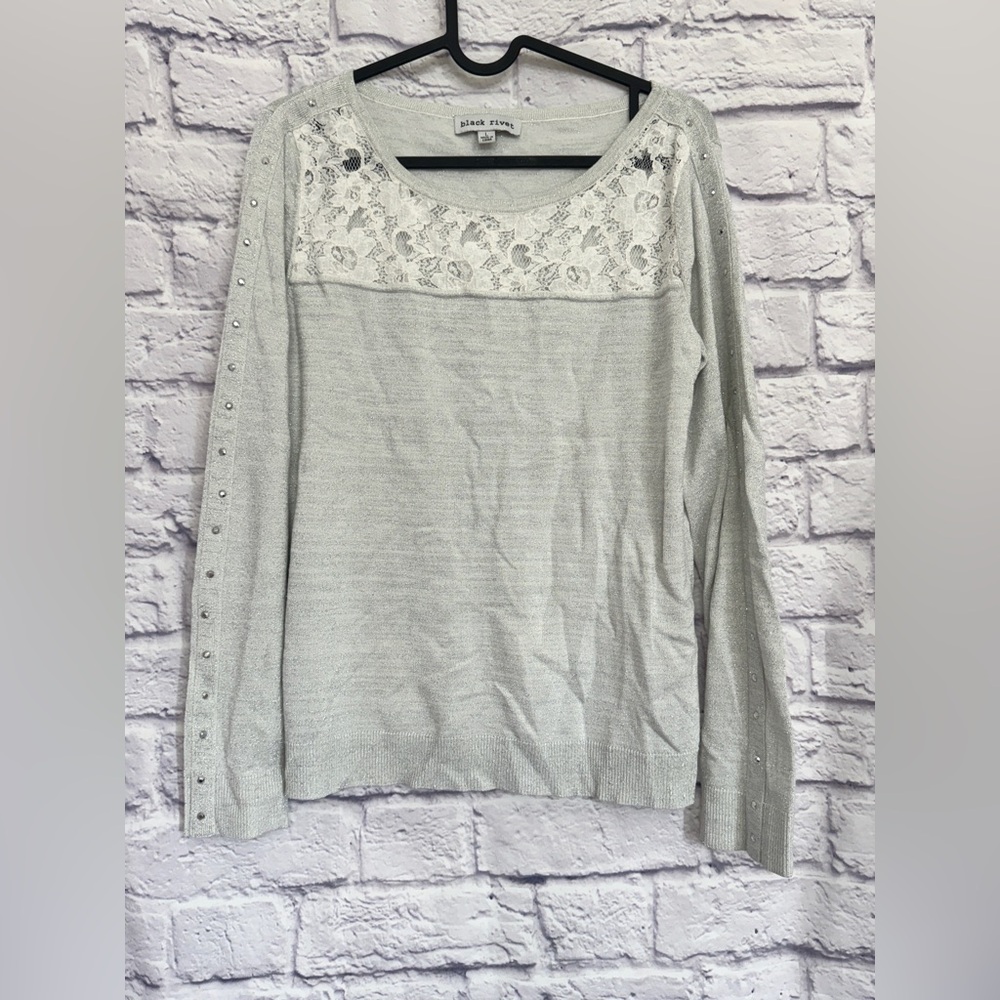 Black Rivet Gray Top with Lace size L